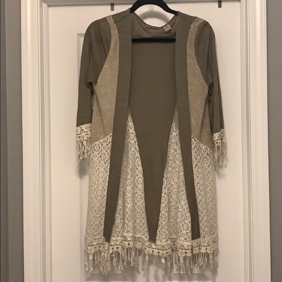gimmicks by BKE Sweaters - Gimmicks flyaway with lace detail